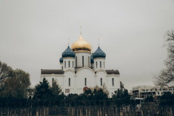 20-21.04.23 - Митрополит Філарет взяв участь у святкуванні престольного свята Успенського монастиря в Одесі