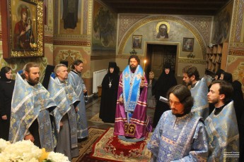 1-2.07.18 - Архієпископ Філарет відвідав Успенський Святогірський Зимненський монастир